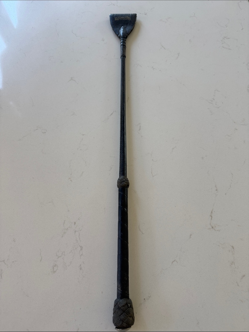 Excelle Black Leather Riding Crop - Made in England 22"